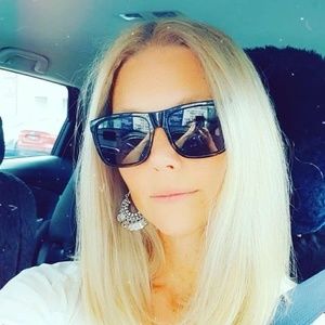 Meet your Posher, Bec